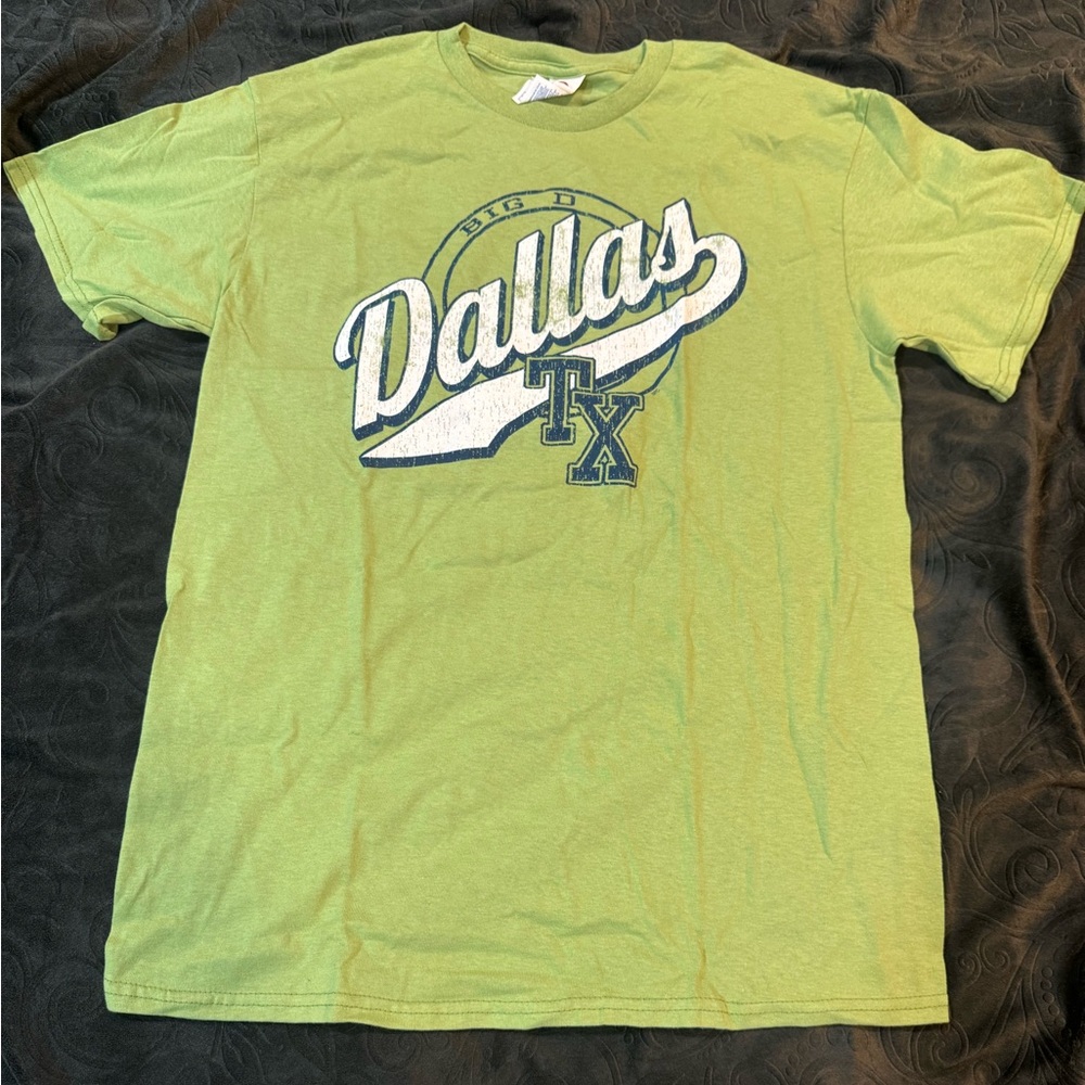 Green Dallas TX Graphic T-Shirt
